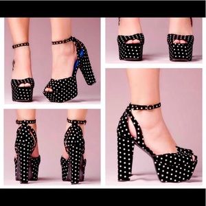 Revolve-Jeffery Campbell